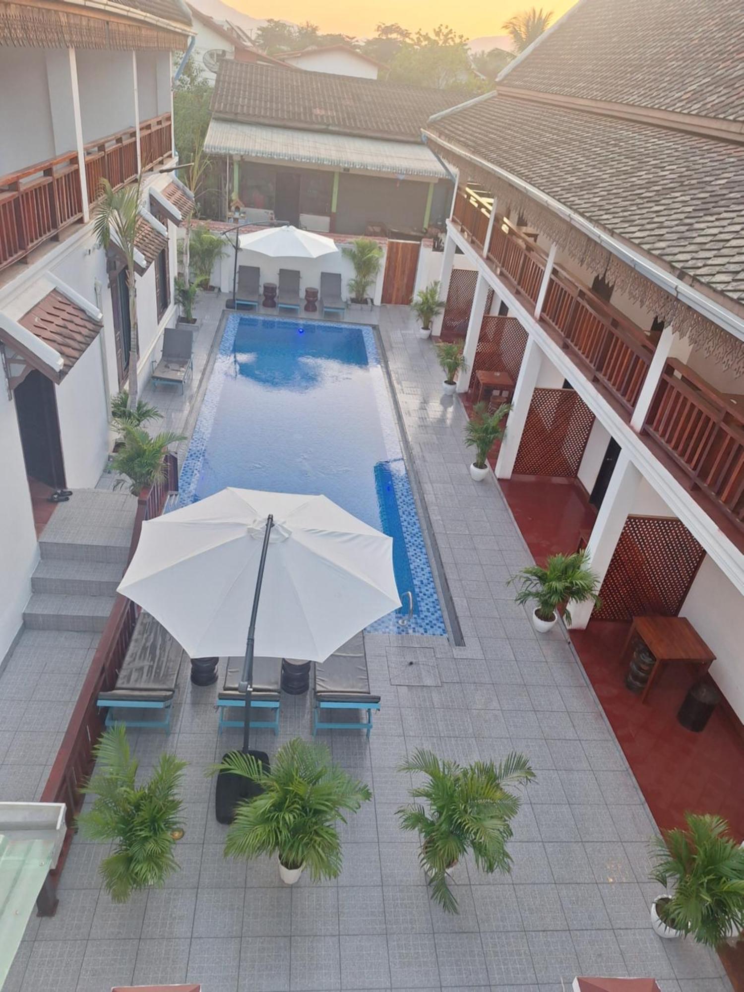 Luang Prabang Pavilion Hotel & Travel Экстерьер фото