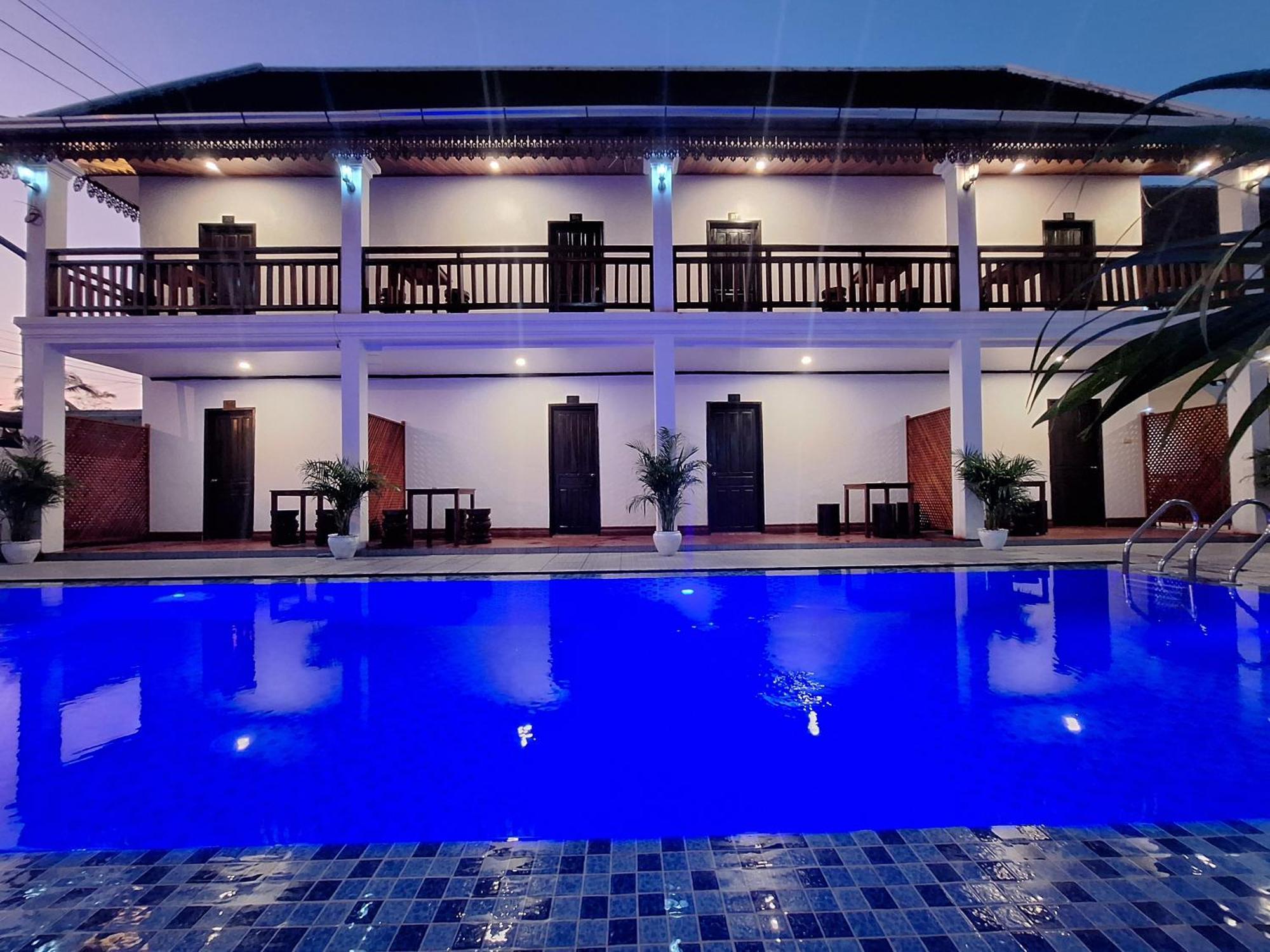 Luang Prabang Pavilion Hotel & Travel Экстерьер фото