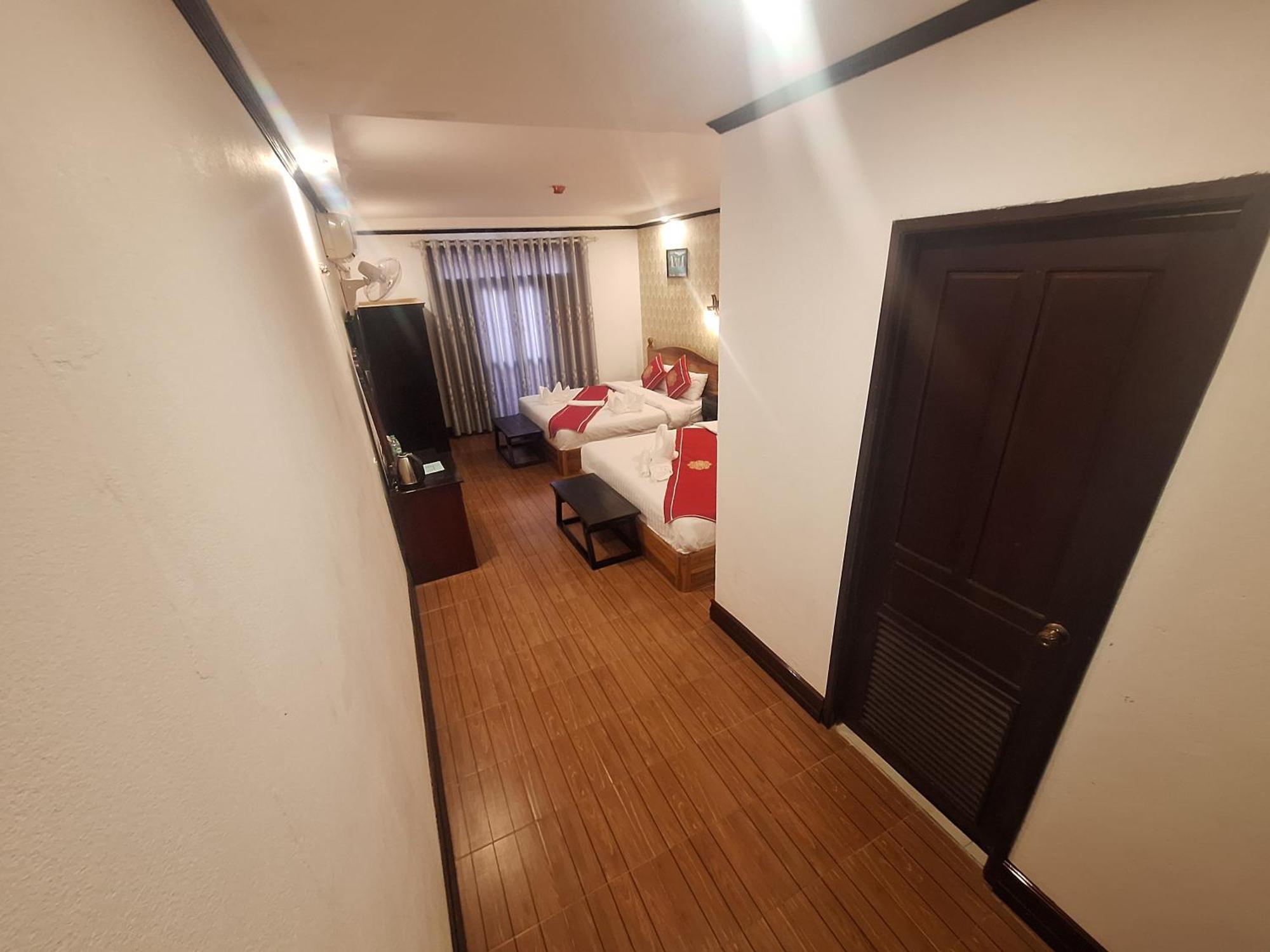 Luang Prabang Pavilion Hotel & Travel Экстерьер фото