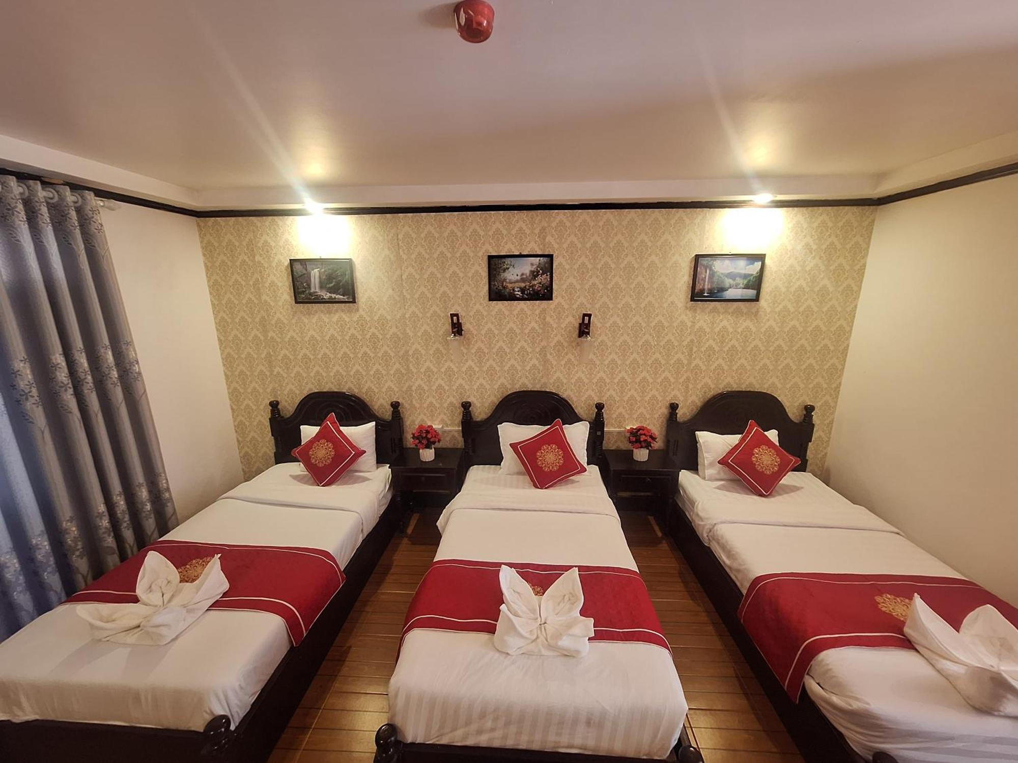 Luang Prabang Pavilion Hotel & Travel Экстерьер фото