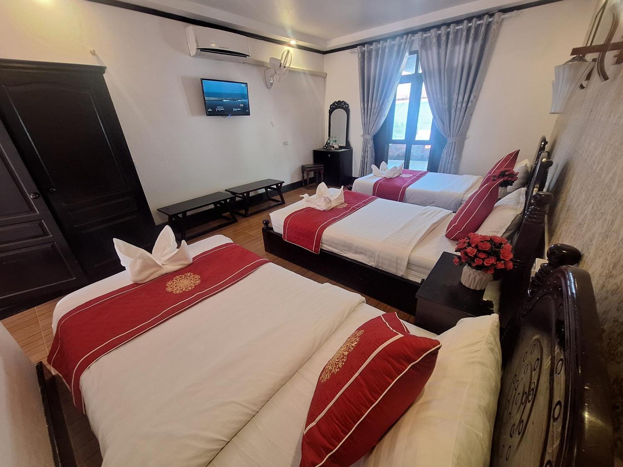 Luang Prabang Pavilion Hotel & Travel Экстерьер фото