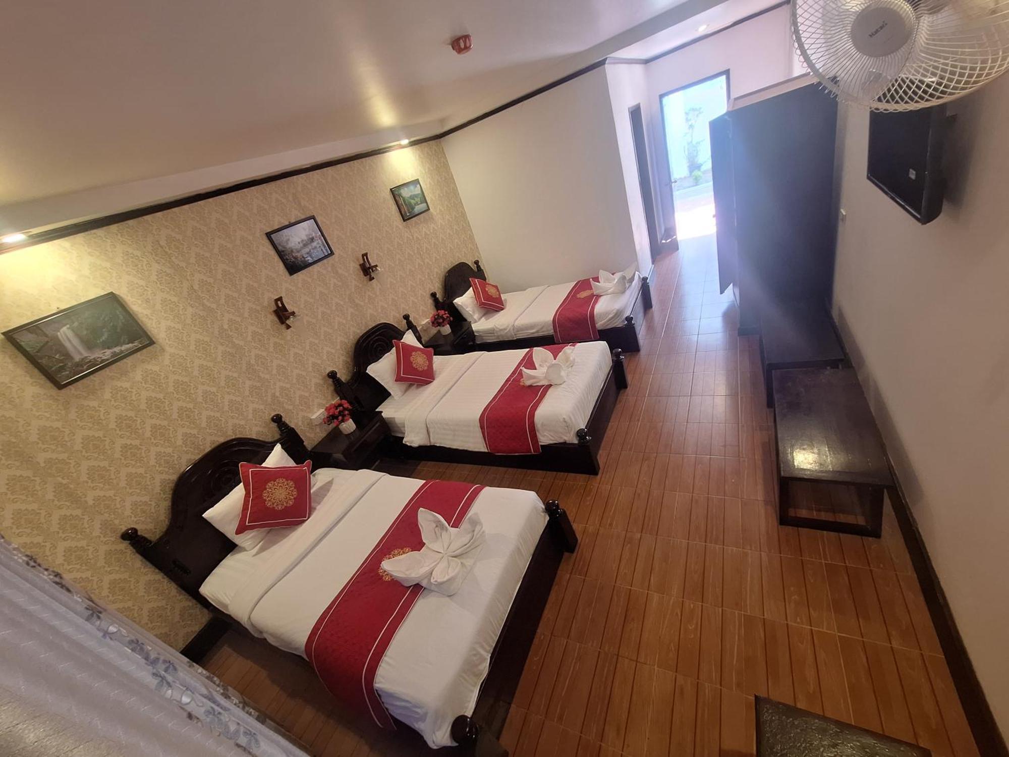 Luang Prabang Pavilion Hotel & Travel Экстерьер фото