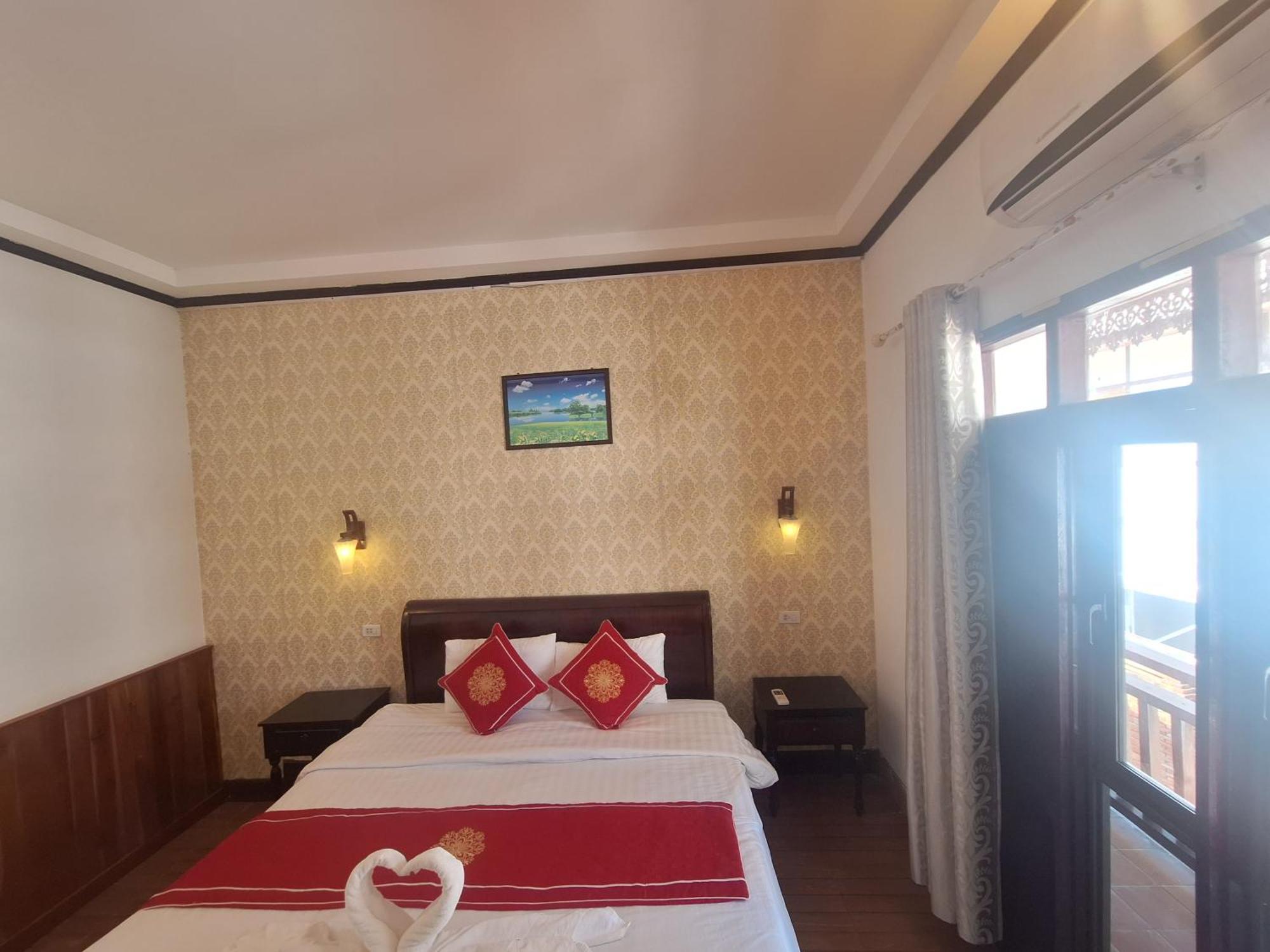 Luang Prabang Pavilion Hotel & Travel Экстерьер фото